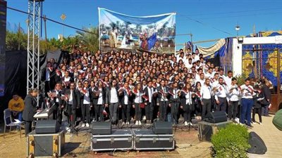 مسلمو وأقباط المنيا يشاركون فى احتفال 