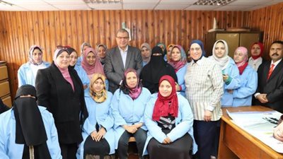 سعفان: تشغيل خريجات دورات التفصيل بشركات الملابس بأجور مجزية