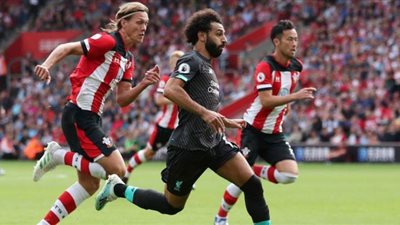 محمد صلاح يقود هجوم ليفربول أمام ساوثهامبتون
