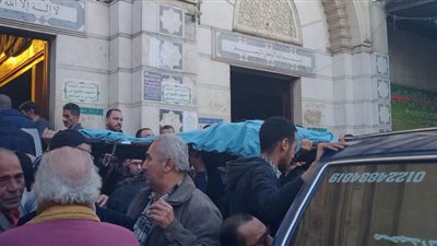 تشيع جثمان صحفى الحادث المنكوب لمثواه الأخير فى الإسكندرية