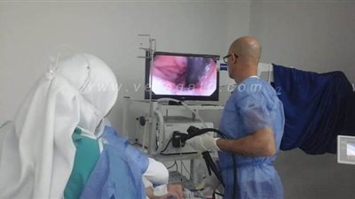 أساتذة طب الزقازيق يجرون 15عملية جراحية بالمنظار | صور