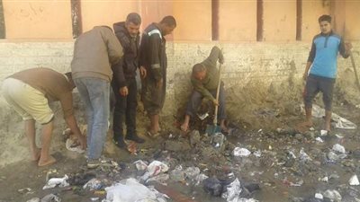 ضواحي بورسعيد يتابع مشكلة تركيب محبس مياه عمومي خاص بمبني دار المسنين | صور