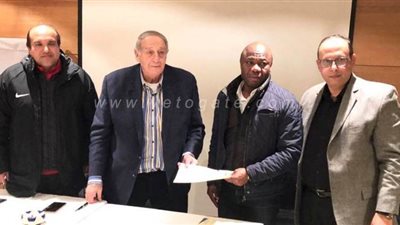 المقاصة يتعاقد رسميا مع إيمانويل مديرا فنيا لمدة 18 شهرا