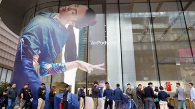 رسميا.. إغلاق مكاتب ومحال أبل في الصين بسبب كورونا