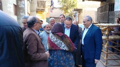 محافظ الشرقية ينظم حركة المرور على طريق 