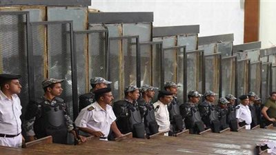 تأجيل إعادة إجراءات محاكمة متهمي  