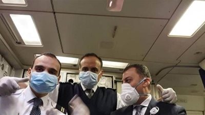 الحكومة: المصري العائد من 