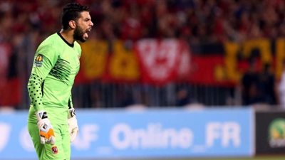 إكرامي عن قرار رحيل شريف عن الأهلي: ابنتي حبيبة تبكي