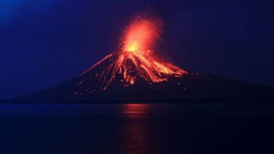 ثوران بركان في جزيرة يابانية دون وقوع إصابات