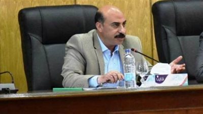 محافظ أسوان يأمر المسئولين بالتعاون مع الصحفيين النقابيين فقط