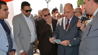 بمشاركة 100 شركة.. محافظ القاهرة يفتتح ملتقى التوظيف الأول | صور