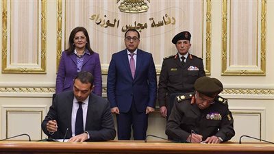 تنفيذا لتكليفات السيسي| كل ما تود معرفته عن اتفاقية طرح بعض شركات القوات المسلحة في البورصة