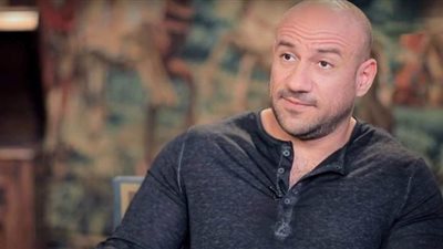 أحمد مكي يكشف تفاصيل مسرحية 