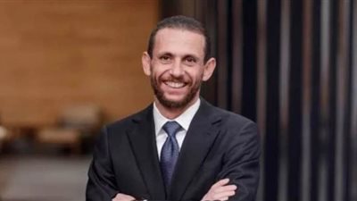 رجال أعمال ورياضيين في عزاء خالد بشارة بكنيسة المرعشلي