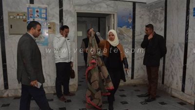 نائب محافظ مطروح تفاجئ مستشفى الأطفال.. وتعد بجولة أخرى لتلافي السلبيات