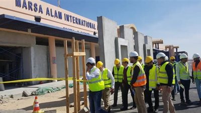 بتكلفة 60 مليون جنيه.. مطار مرسى علم يبدأ تركيب جهاز كشف المتفجرات| صور