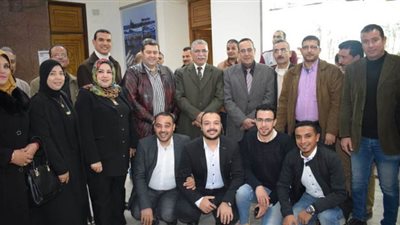 محافظ شمال سيناء يلتقى بالمتيزين في التربية والتعليم | صور