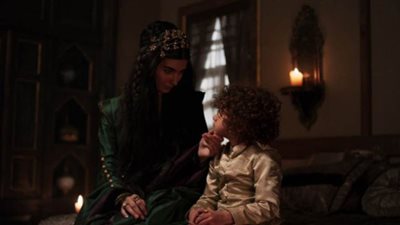 توبا بويوكستون تتخطى نجمات تركيا بعد مسلسلها الجديد | صور