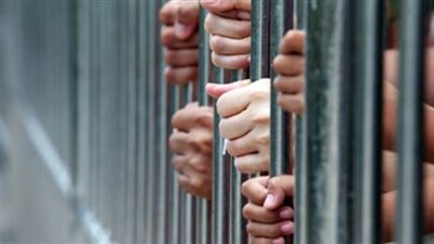 ضبط ٣ أشخاص لسرقتهم سيارة أجرة من قائدها بالإكراه فى الشروق