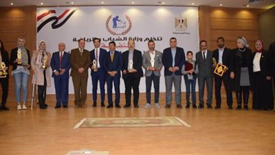 وزير الرياضة يكرم ١٣ من سفراء الأخلاق الرياضية.. أبرزهم محمد صلاح ووليد سليمان