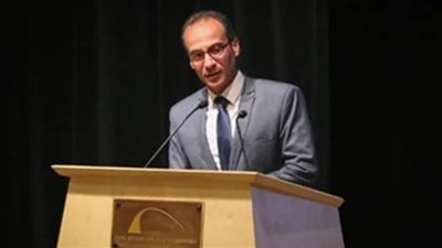 رئيس معرض الكتاب : 