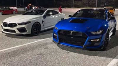 مقارنة الأداء بين سيارات فورد موستنج شيلبي GT500 وبي إم دبليو M8 موديل 2020 | فيديو