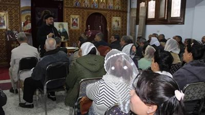 مطرانية طهطا تنظم لقاء لمدرسي الدين المسيحي