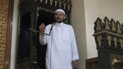 كلاكيت تاني مرة.. الأوقاف تمنع نشأت زارع من صعود المنبر.. في الأولى سافر للعراق.. والثانية طالب 