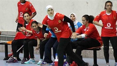 فوز الأهلي على الجزيرة في دوري سيدات اليد
