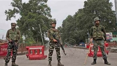 مقتل شرطي هندي في مواجهات مع مسلحين بإقليم كشمير
