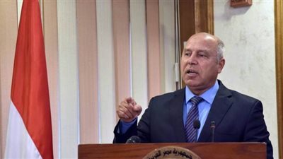 وزير النقل يتفقد طريق القاهرة الإسكندرية الزراعى وعددا من المشروعات