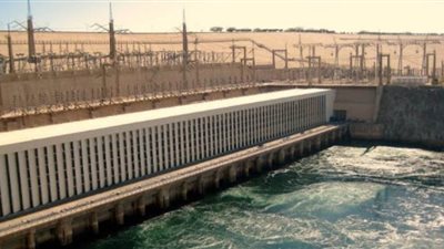 وقف محطات ومرشحات المياه بأسوان بعد اكتشاف بقعة زيت فى نهر النيل