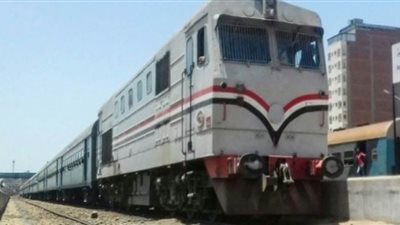 برلماني يطالب بإدارات محترفة فى الهيئات الاقتصادية لوقف نزيف خسائرها