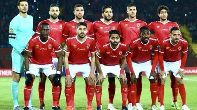 الليلة.. الأهلي يسعى لرد الاعتبار أمام بيراميدز في الدوري