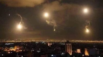 اللقطات الأولى للقصف الإسرائيلي على دمشق.. وتصدي الدفاعات السورية له | فيديو وصور