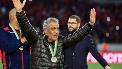 فوزي البنزرتي يحذر الأهلي: صن داونز فريق قوي وخطير خارج أرضه وهذه نصيحتي لفايلر