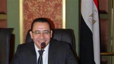 أستاذ أمراض نساء يطالب الأطباء بمنع 