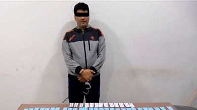 القبض على عاطل بحوزته 1800 قرص مخدر بالسلام