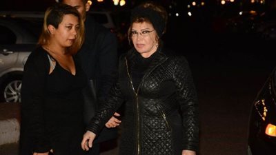 نجوم الفن يقدمون واجب العزاء في نادية لطفي| صور