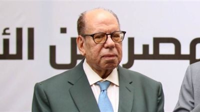 صلاح فضل مطالبا بإلغاء قانون ازدراء الأديان: يحد من حرية التعبير