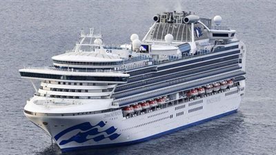 3700 سائح قيد الحجز.. اكتشاف 41 حالة جديدة بفيروس كورونا بين ركاب السفينة السياحية باليابان