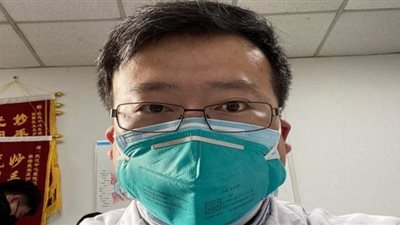 الصين تحقق في وفاة مكتشف كورونا