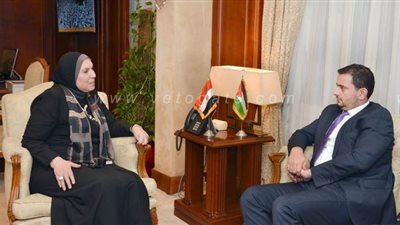 وزيرة الصناعة ونظيرها الأردني يتفقان على تعزيز العلاقات الاقتصادية