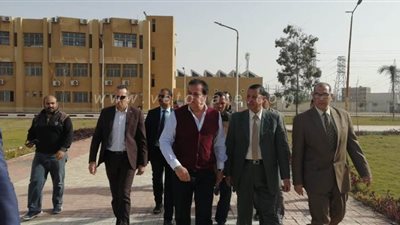 وزير التعليم العالي يتفقد مقر جامعة الدلتا التكنولوجية بقويسنا