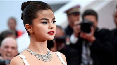 سيلينا جوميز: 