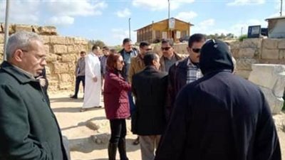 أعمال تخفيض المياه الجوفية بمنطقة آثار أبو مينا ببرج العرب | صور