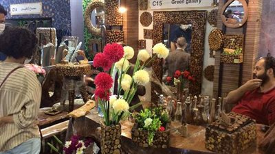 استمرار فعاليات معرض 