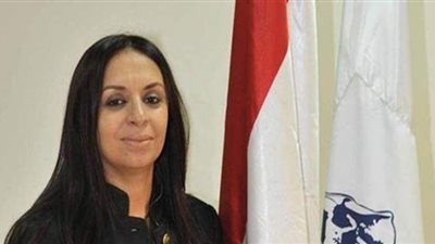 مايا مرسي تستعرض أمام الرئيس بطولات المرأة المصرية عبر التاريخ