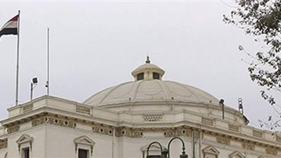 كيف تراجع الالتزام الحزبى أمام إغراءات كرسى البرلمان.. خبراء يجيبون