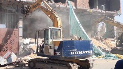 المراكز التكنولوجية بالمنيا تواصل استقبال طلبات التصالح